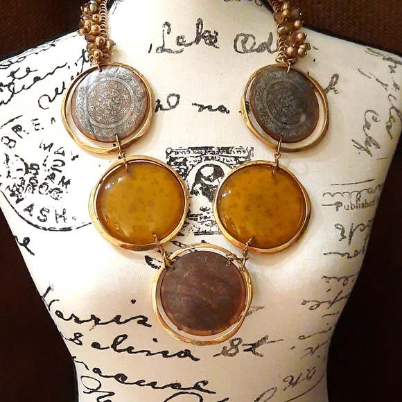 Chico's Jewelry - 🌼Gorgeous Statement Necklace ❤️